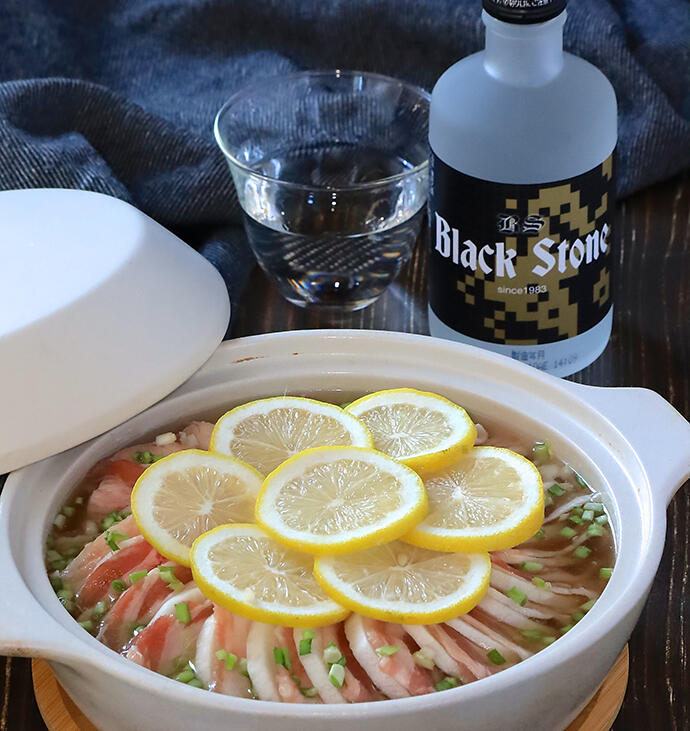 大根と豚肉のミルフィーユ塩レモン鍋